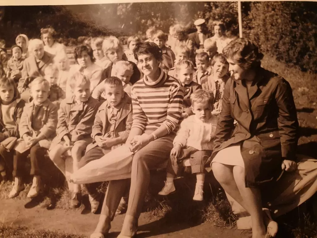 Lange Schatten einer vergessenen Zeit von Jutta Asendorf